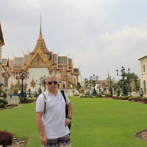 Бангкок — резиденция короля.