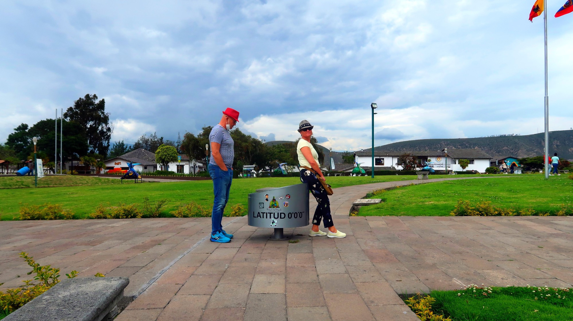 Mitad del Mundo, Ecuador