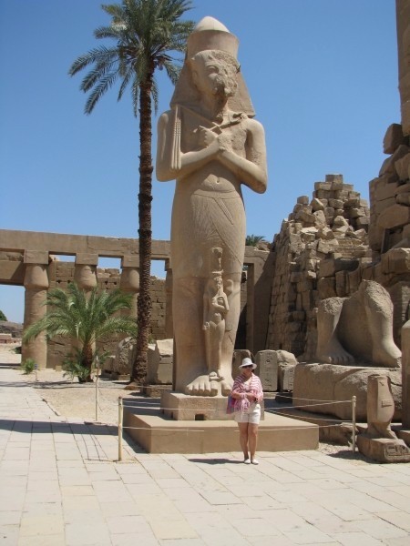 статуя Рамзеса