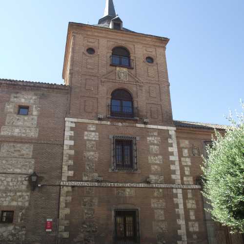 Алькала-де-Энарес, Испания