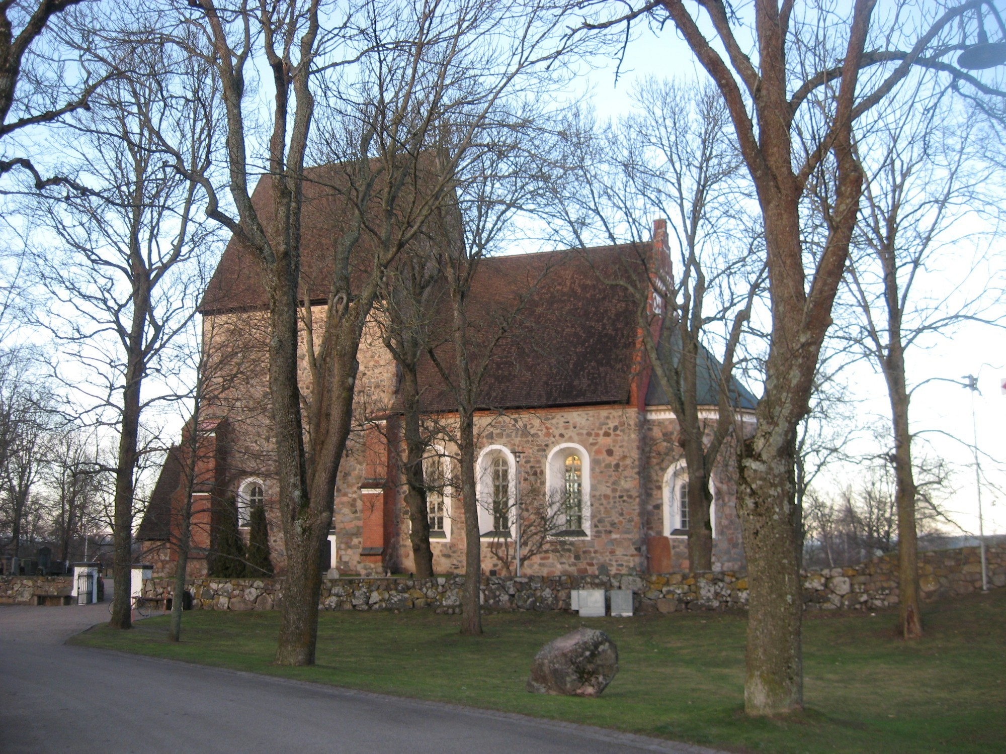 Церковь в Старой Уппсале. (04.01.2012)