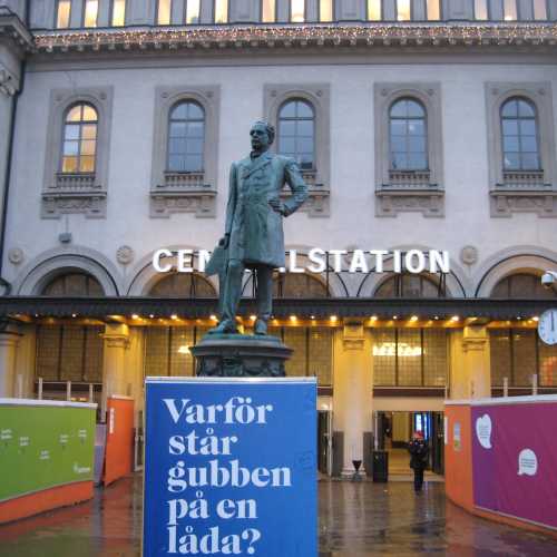 Стокгольм. Около центрального вокзала. (05.01.2012)