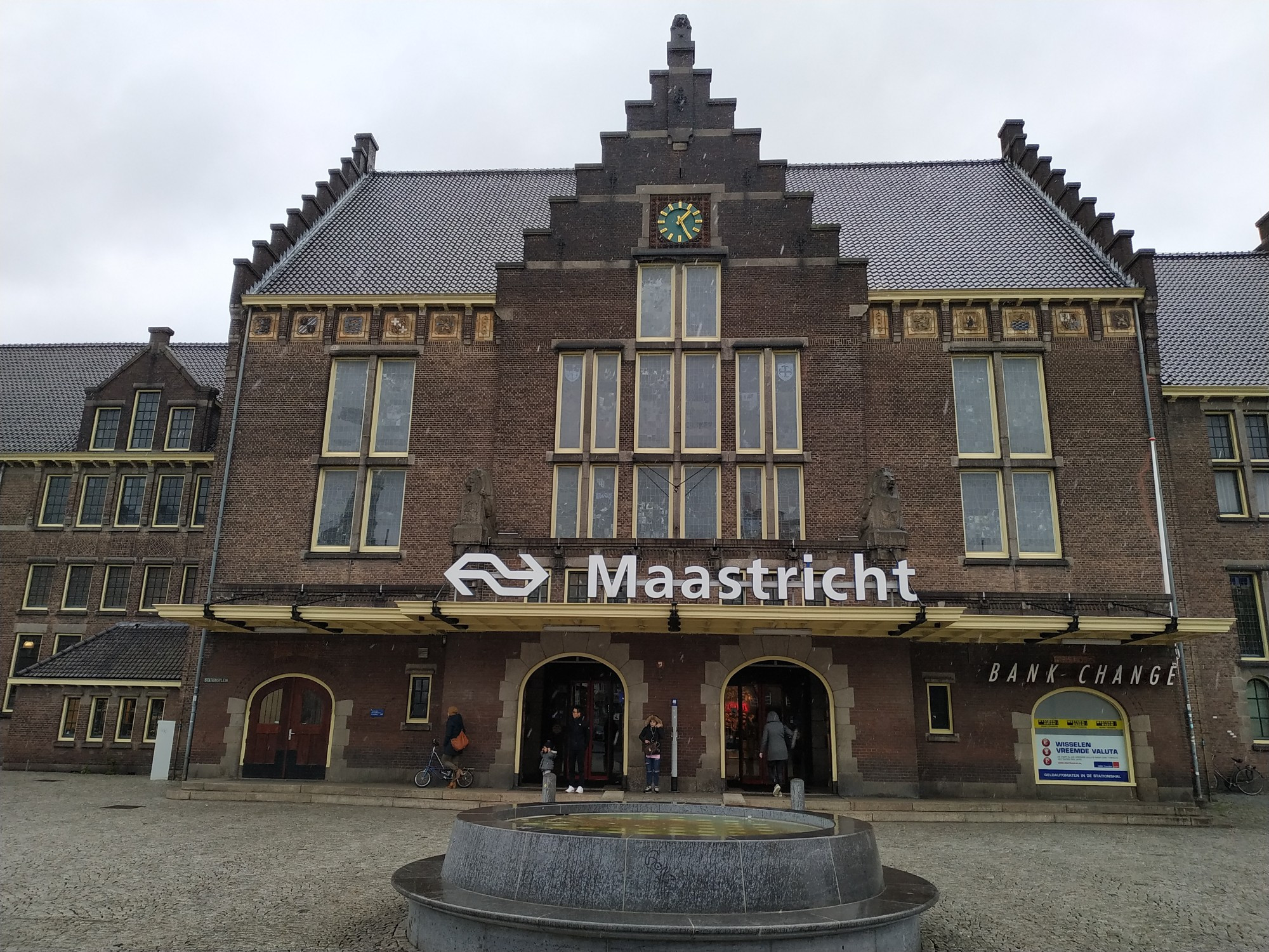 Жд вокзал Маастрихт