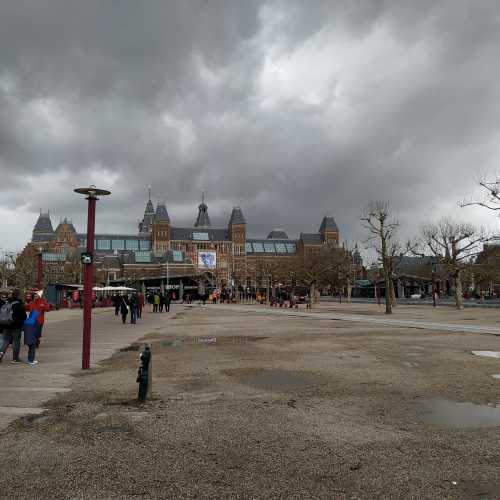 Амстердам. Площадь Музеумплейн. (18.03.2019)