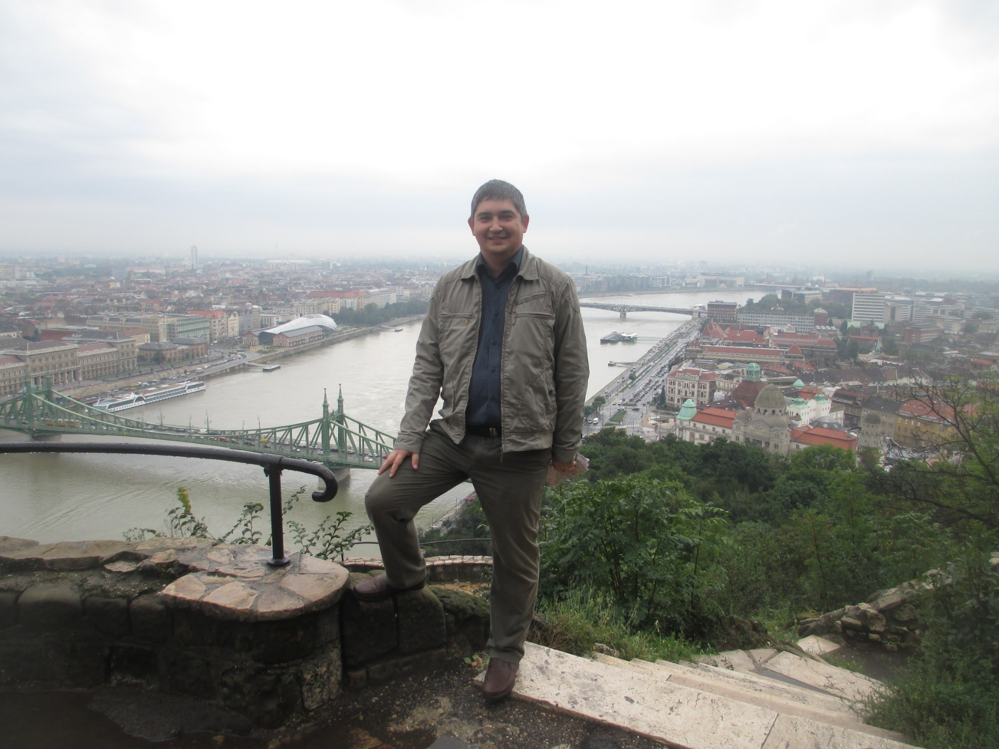 Будапешт. Я и вид на город с горы Геллерт. (15.09.2014)