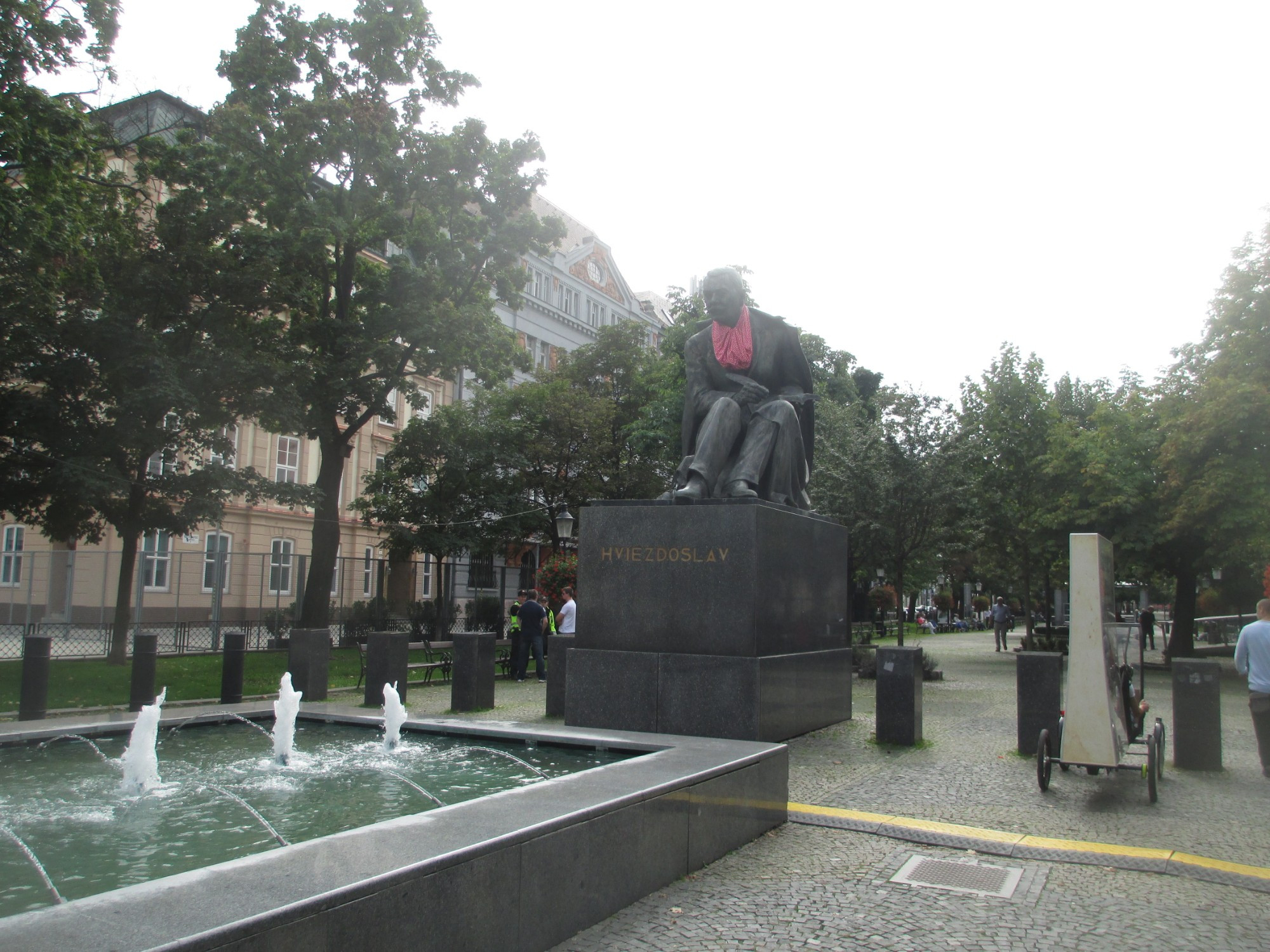 Братислава. Памятник Хвездославу. (16.09.2014)