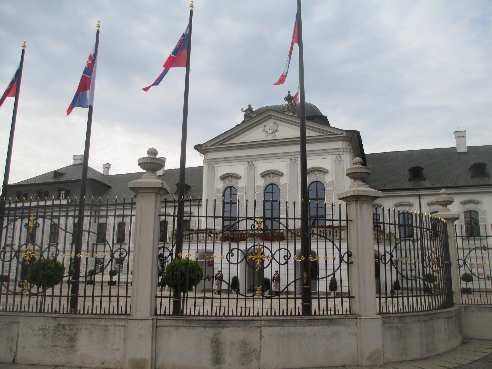 Братислава. Президентский дворец (Дворец Грассалковича). (16.09.2014)