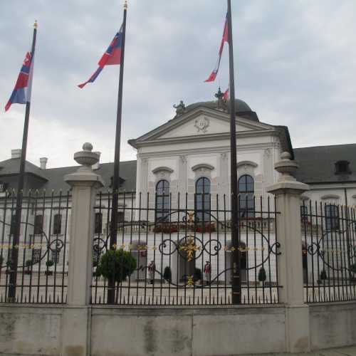 Братислава. Президентский дворец (Дворец Грассалковича). (16.09.2014)
