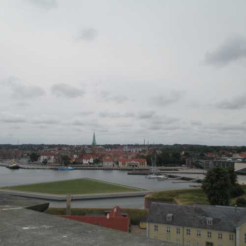 Хельсингёр. Вид с крыши замка Кронборг. (14.07.2013)