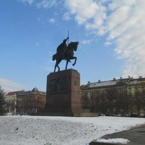 Загреб. Памятник королю Томиславу. (03.01.2017)