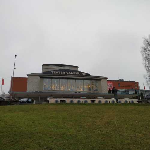 Тарту. Театр «Ванемуйне». (21.12.2019)