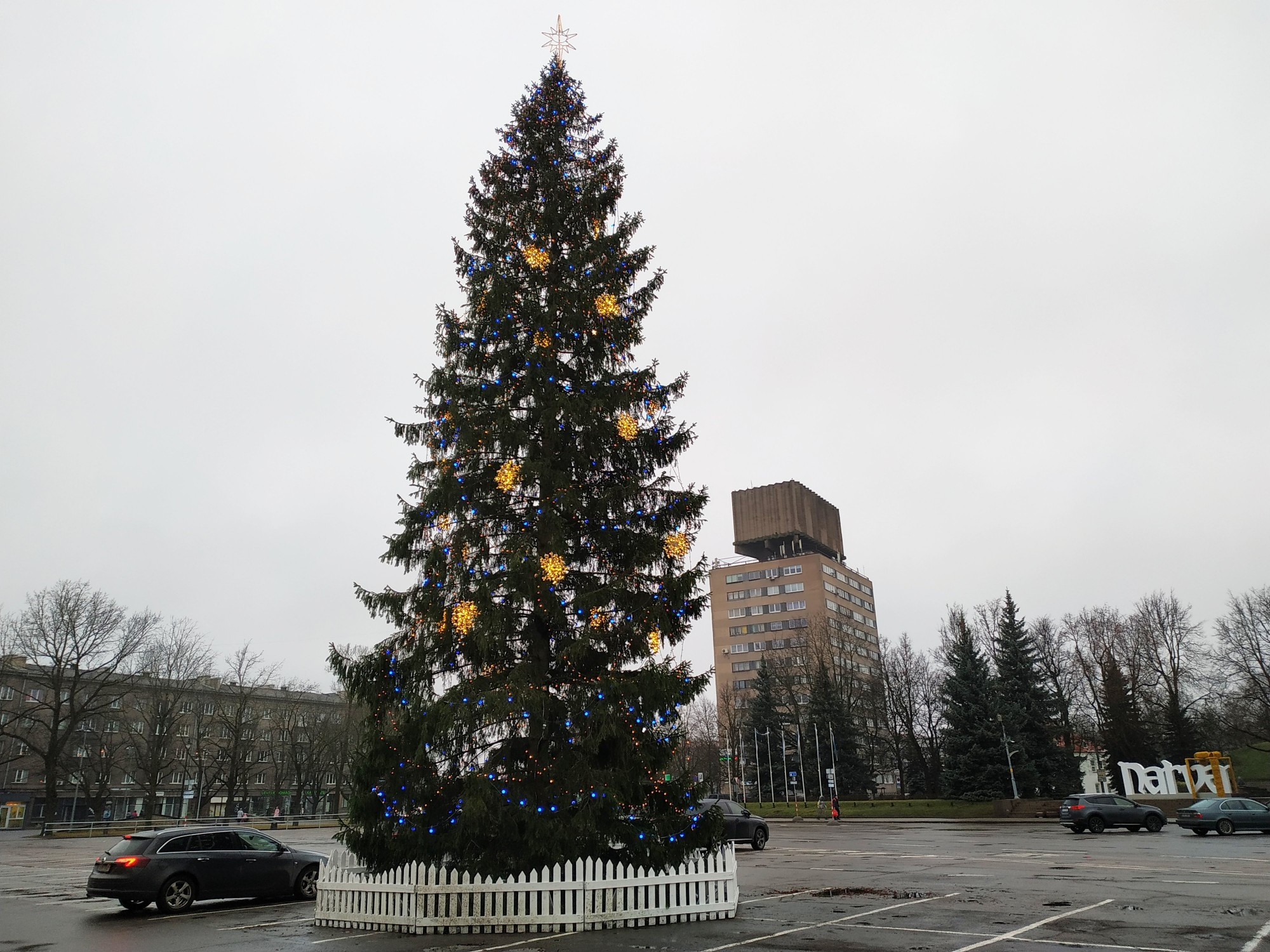 Нарва. Петровская площадь. (22.12.2019)