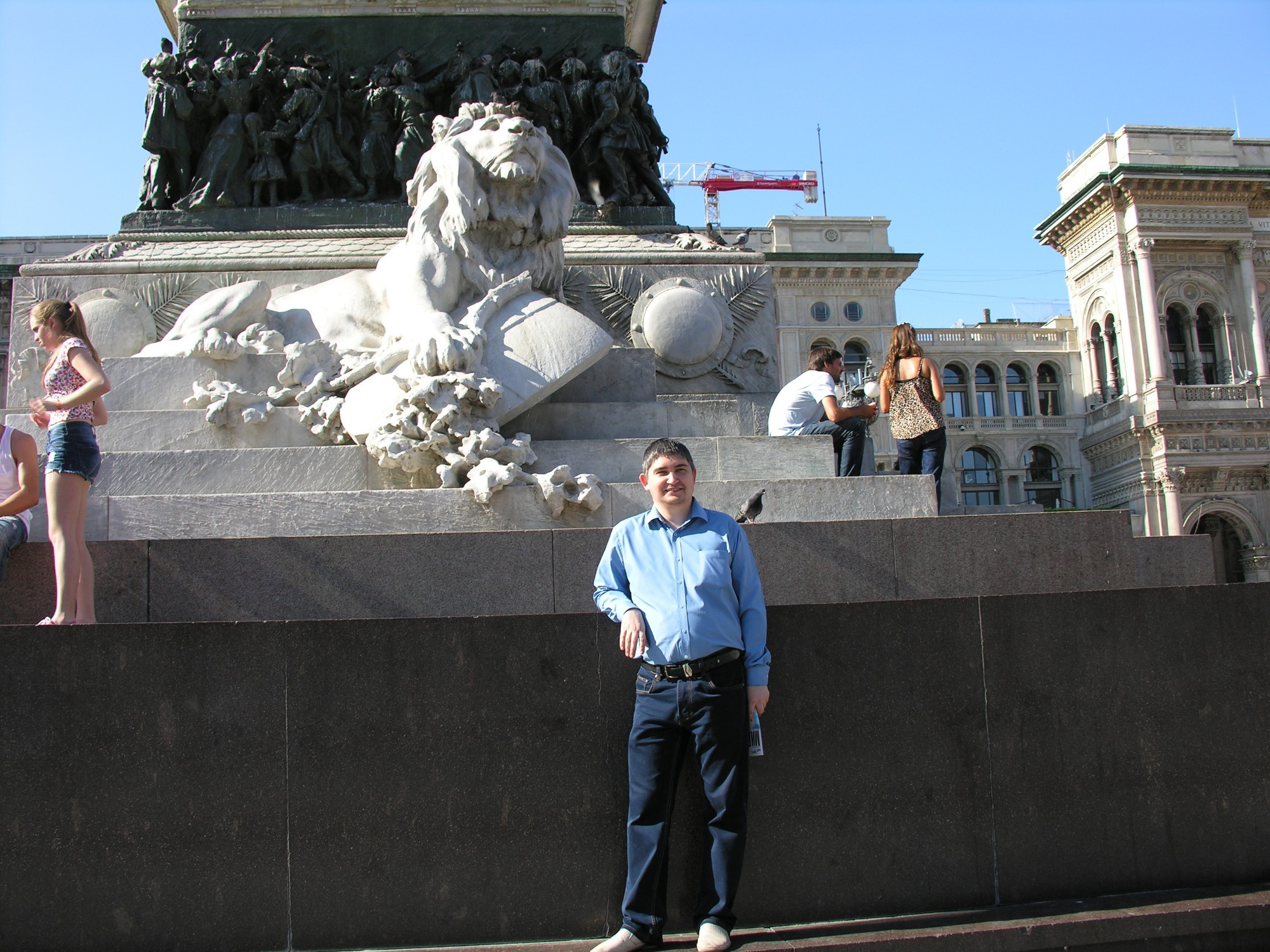 Милан. Я на площади Дуомо. (05.07.2014)