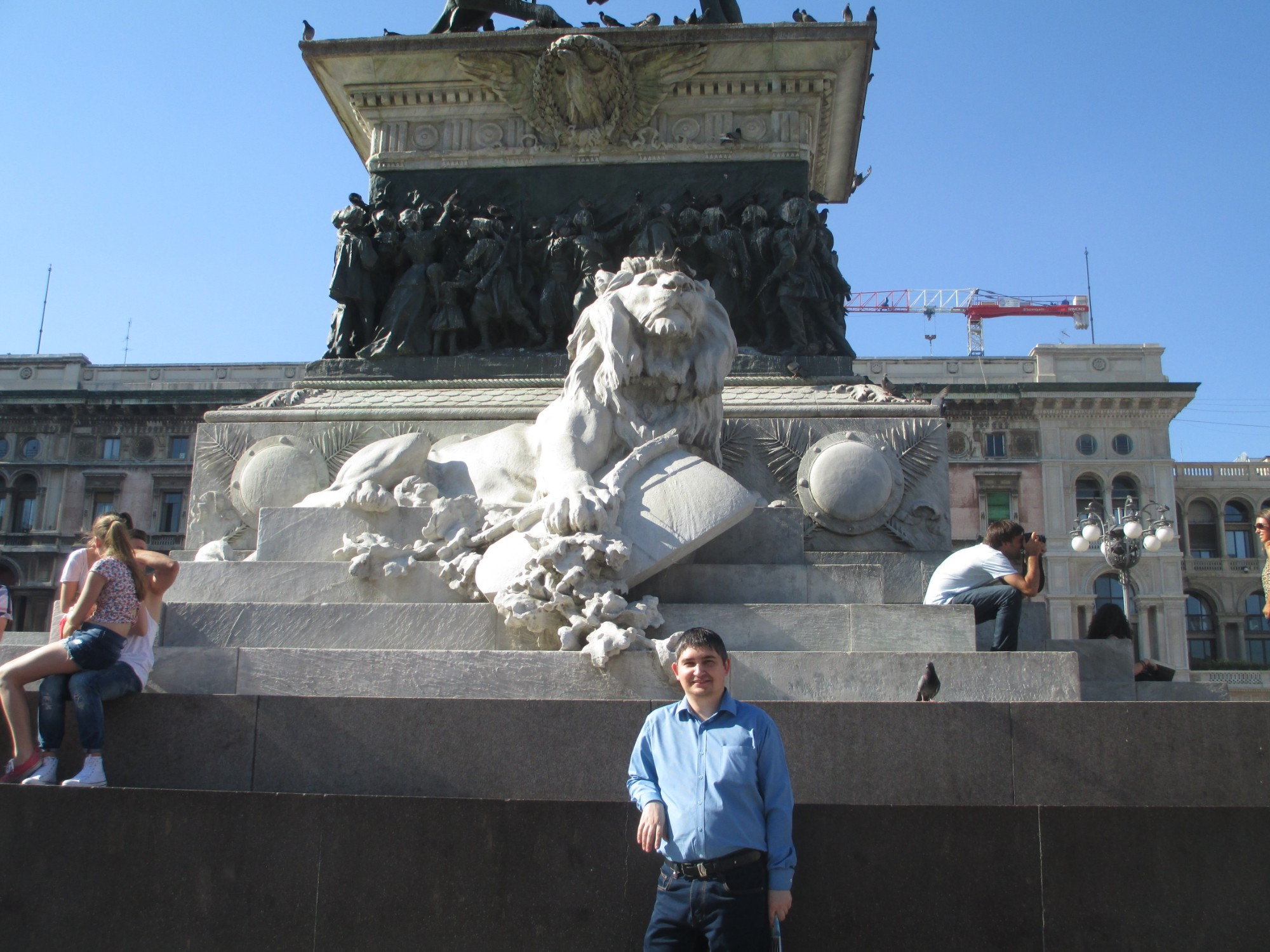 Милан. Я на площади Дуомо. (05.07.2014)