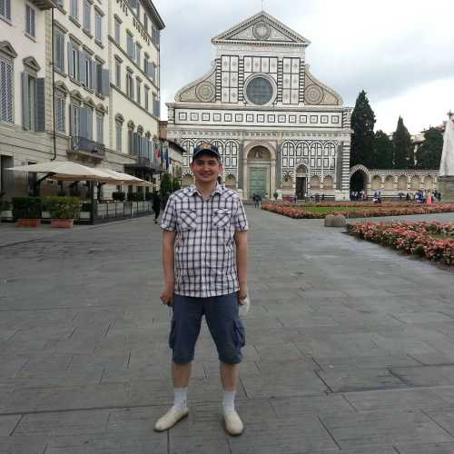 Флоренция. Я на площади Санта-Мария Новелла. (08.07.2014)