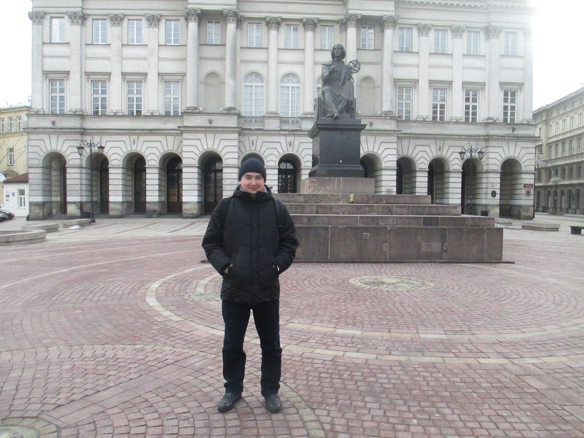 Варшава. Я у памятника Копернику (03.01.2015)