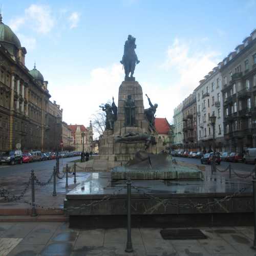 Краков. Памятник в честь победы в битве под Грюнвальдом на площади Яна Матейки. (04.01.2015)
