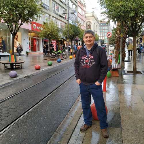 Стамбул. Я на улице Бахарие. (04.11.2020)