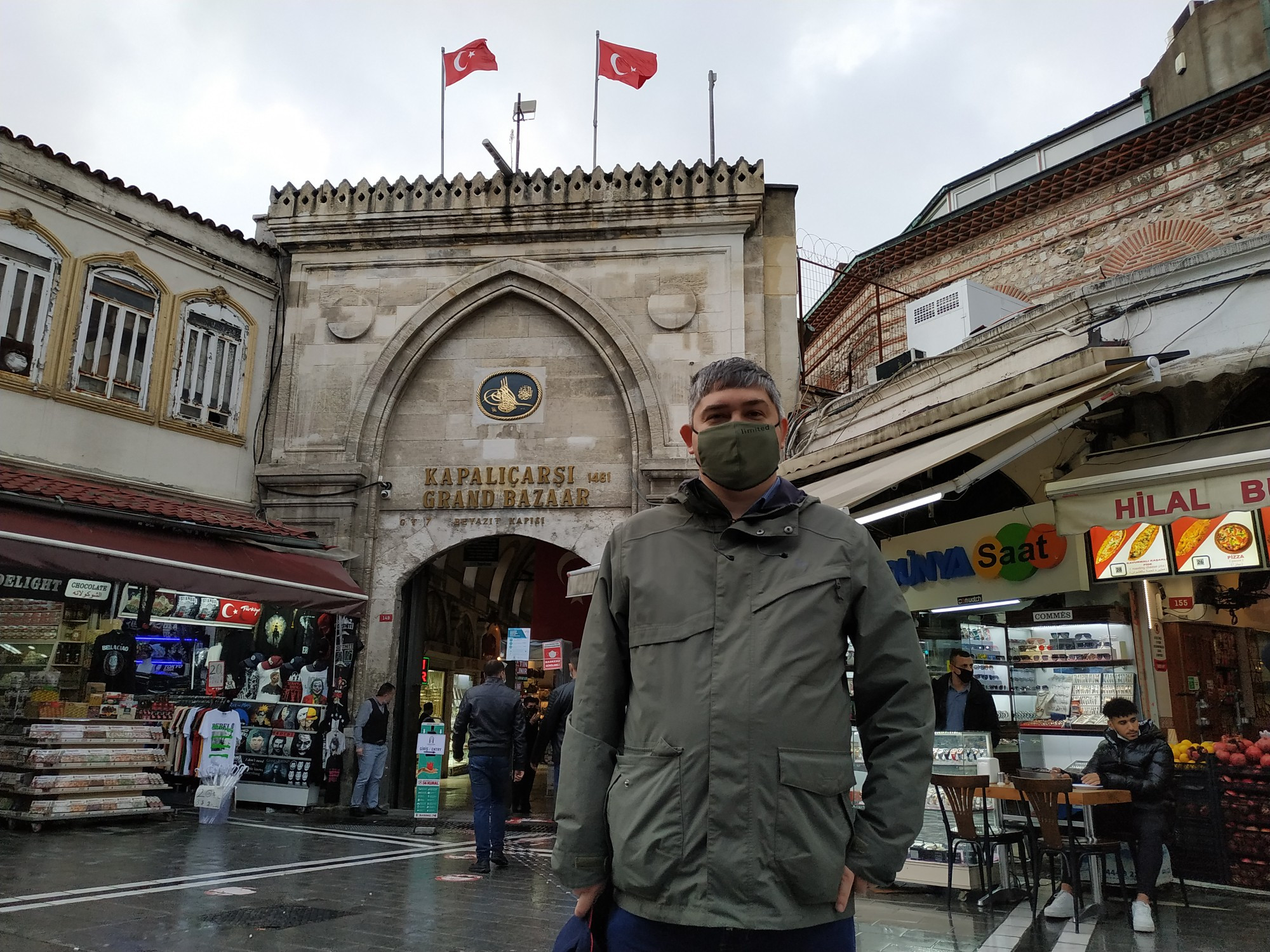 Стамбул. Я у входа на Гранд Базар. (05.11.2020)