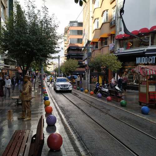 Стамбул. Улица Бахарие. (04.11.2020)