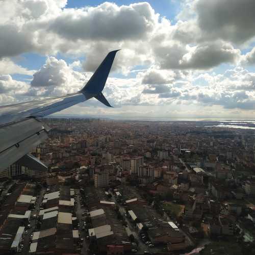 Заход на посадку в Стамбуле. (04.11.2020)