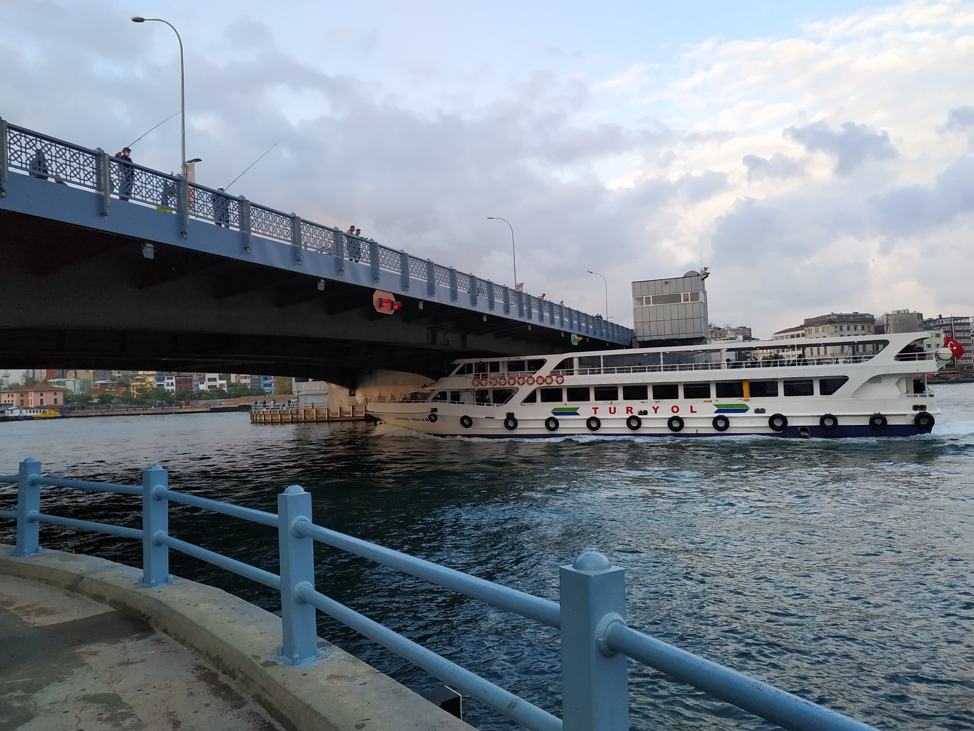 Стамбул. Галатский мост. (05.11.2020)