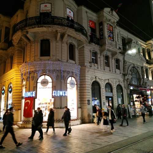 Стамбул. Улица Истикляль. (05.11.2020)