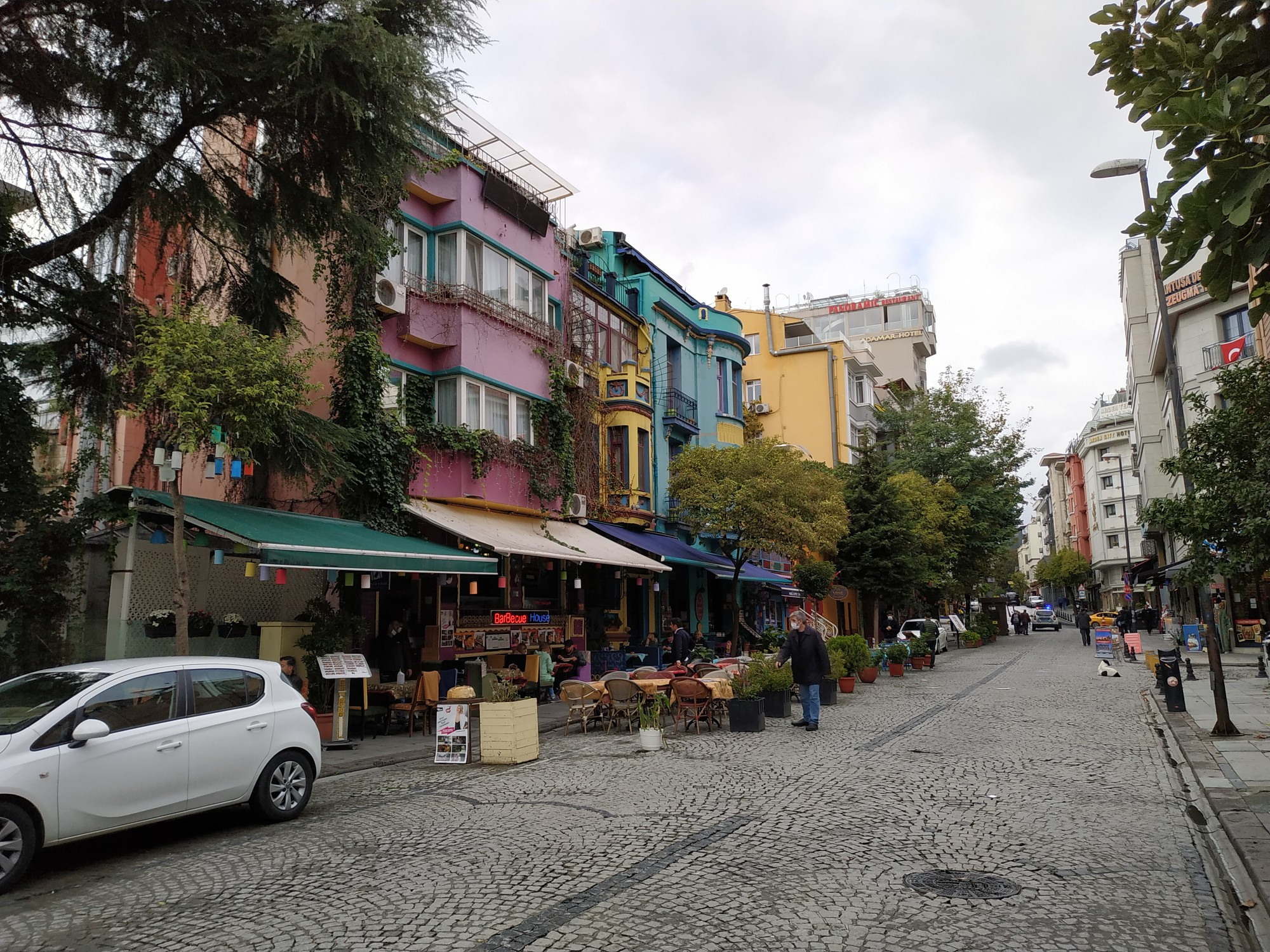 Стамбул. Улица Еребатан. (05.11.2020)