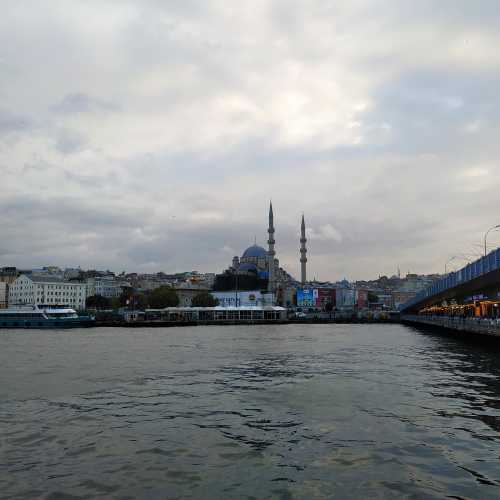 Стамбул. Вид у Галатского моста. (05.11.2020)
