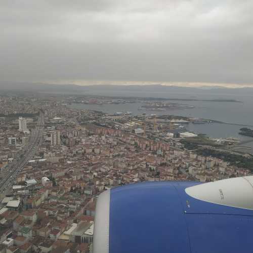 Заход на посадку в Стамбуле. (07.11.2020)