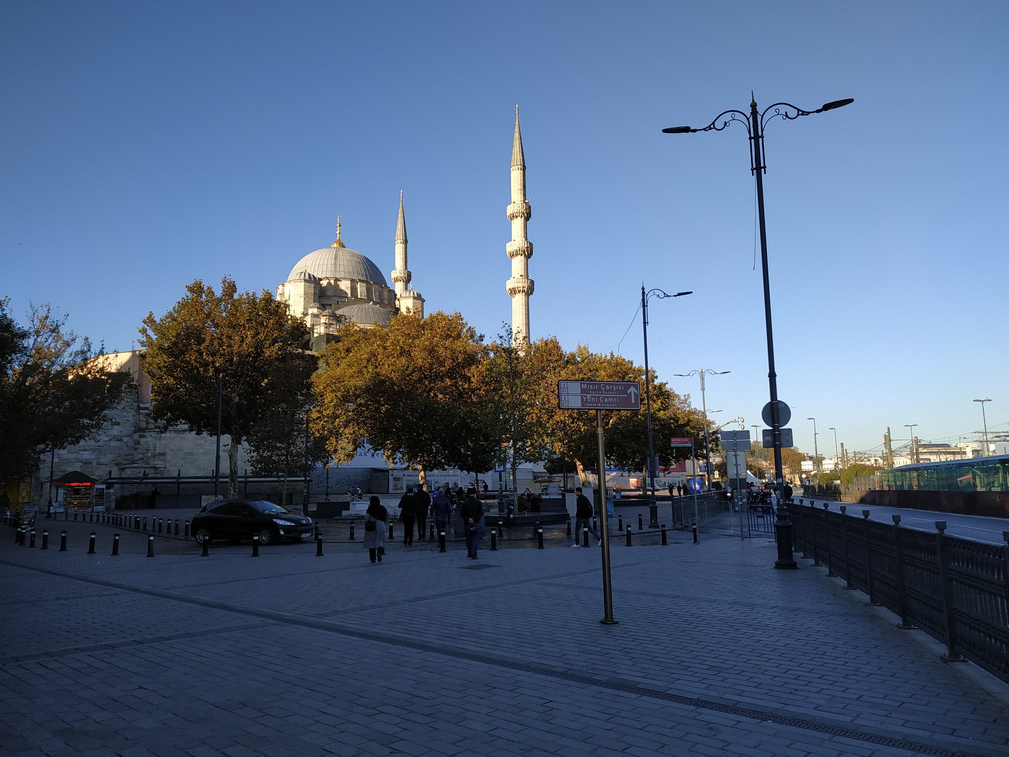 Стамбул. Около Новой мечети. (08.11.2020)