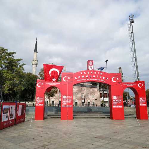 Стамбул. Площадь Барбарос. (08.11.2020)