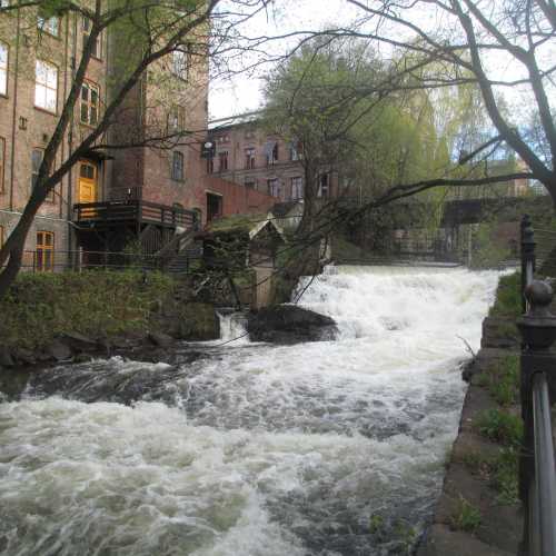 Осло. Водопад на реке Акерсельва. (02.05.2015)