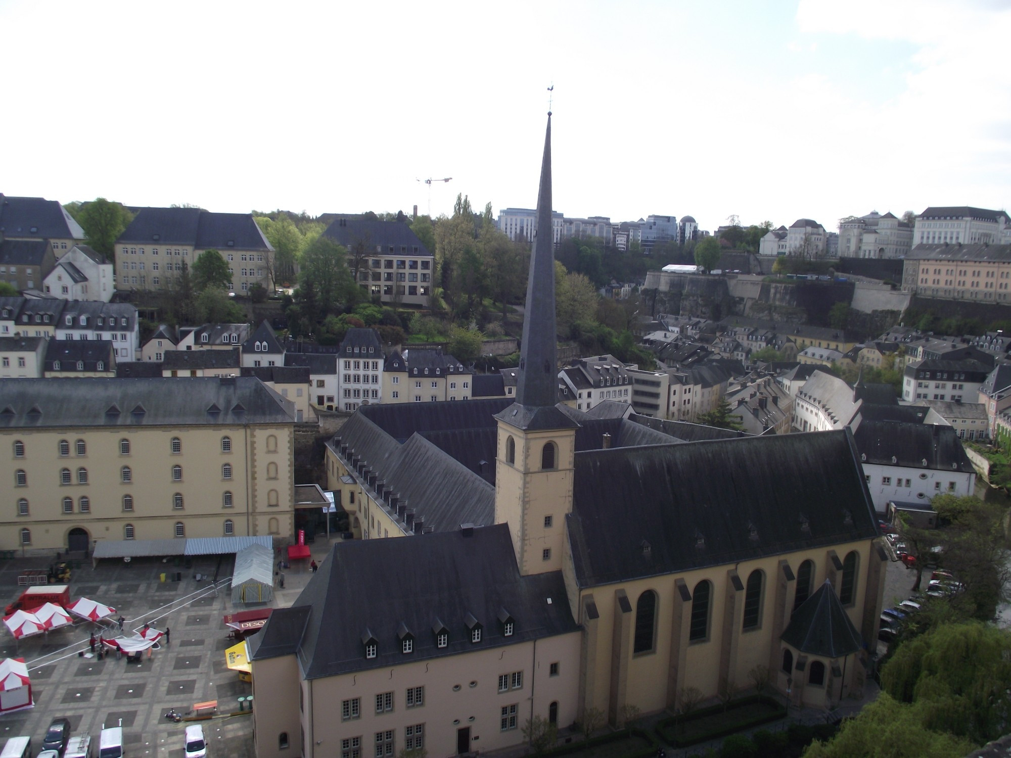 Люксембург. Вид на аббатство Ноймюнстер. (29.04.2017)
