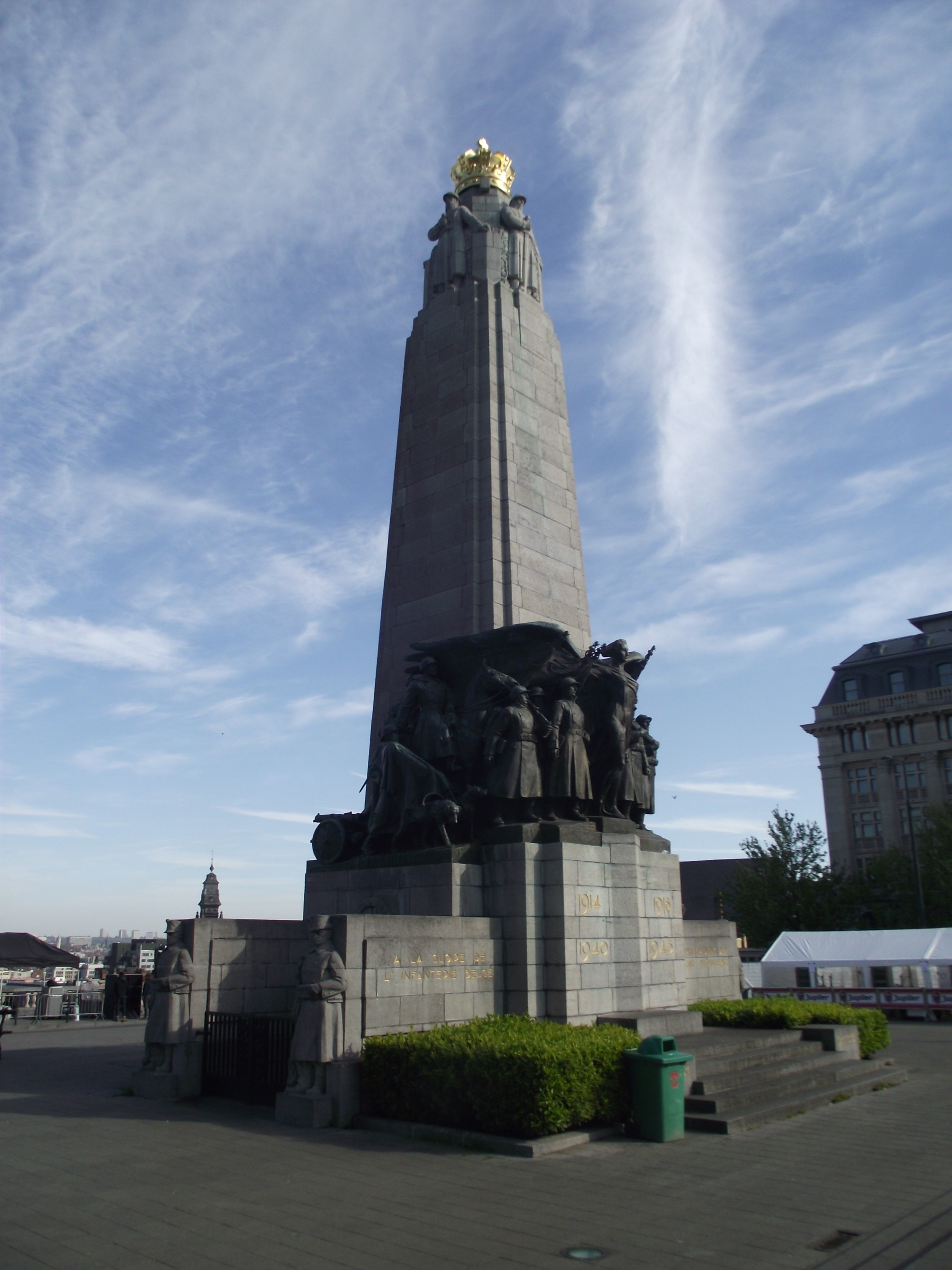Брюссель. Монумент Славы Бельгийской пехоты. (30.04.2017)