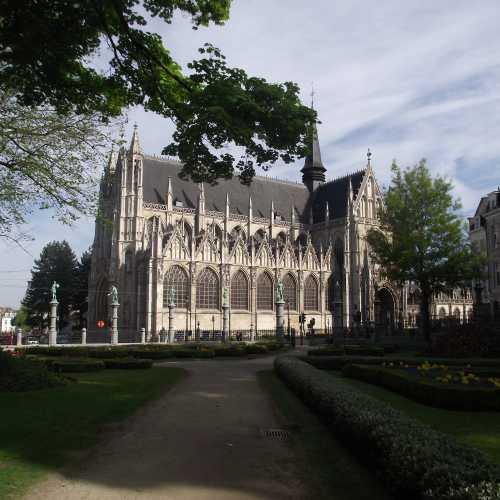Брюссель. Площадь «Малый Саблон» и Церковь Богоматери Побед. (30.04.2017)