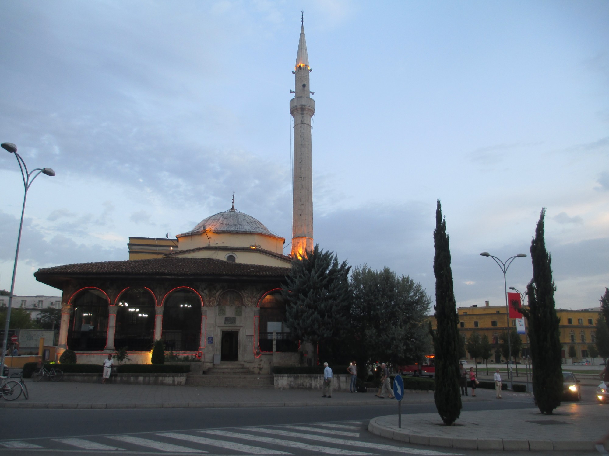Тирана. Мечеть Эфем-бея. (05.09.2015)