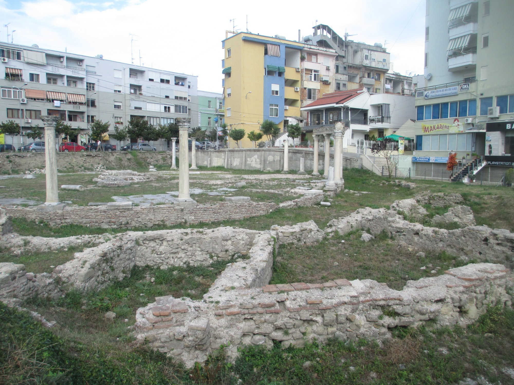 Дуррес. Развалины византийского форума. (06.09.2015)
