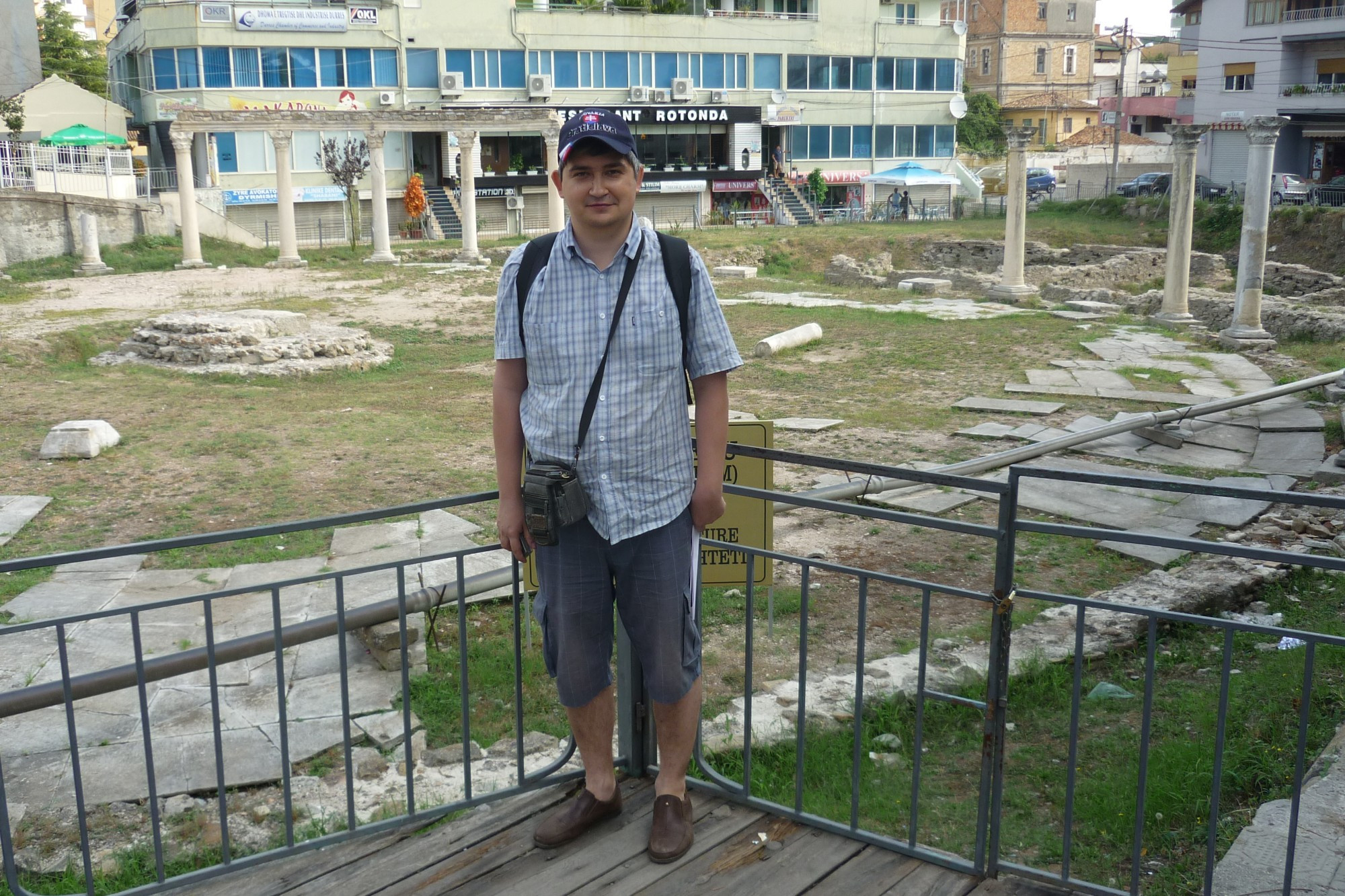 Дуррес. Я у развалин византийского форума. (06.09.2015)