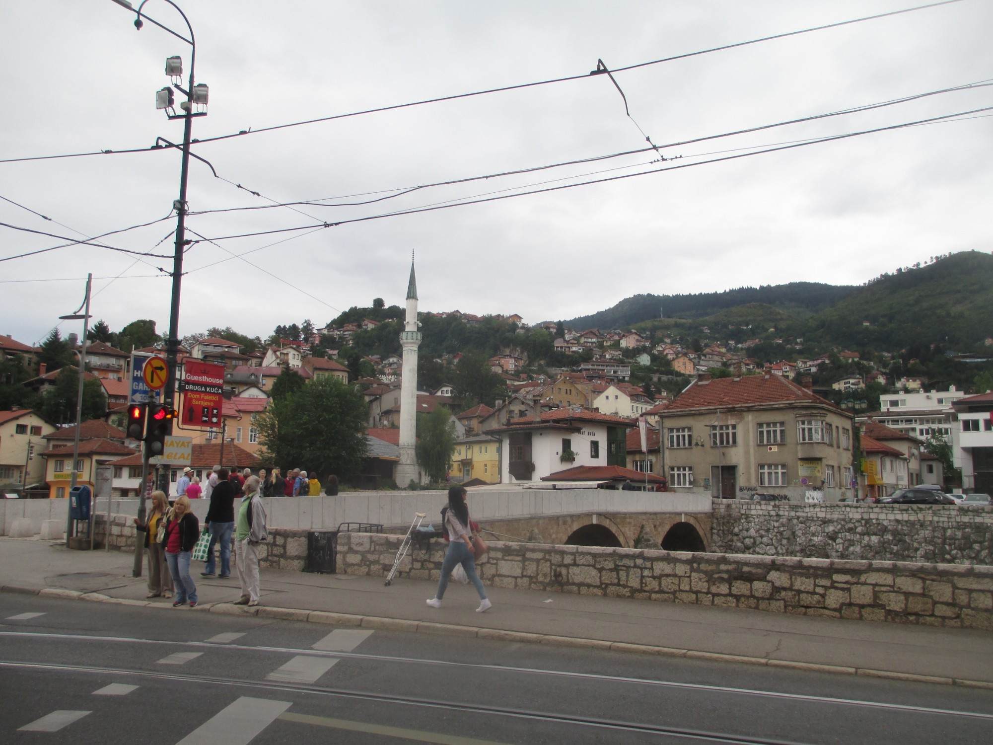 Сараево. У моста Шехер Чехая. (07.09.2015)