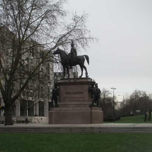 Лондон. Памятник Веллингтону. (01.01.2016)
