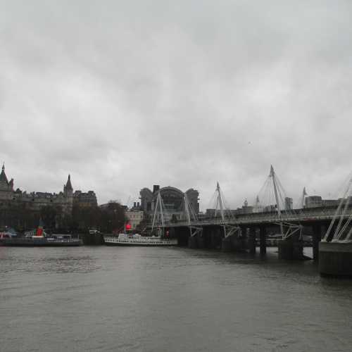 Лондон. Мост Хангерфорд. (03.01.2016).