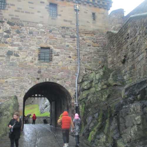 Вход в Эдинбургский замок. (05.01.2016).