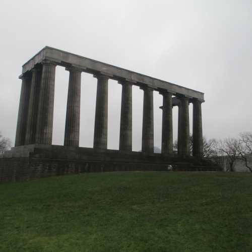Эдинбург. Калтон Хилл. Национальный монумент. (05.01.2016).