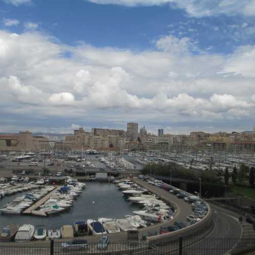 Марсель. Вид на Старый порт. (18.06.2016)