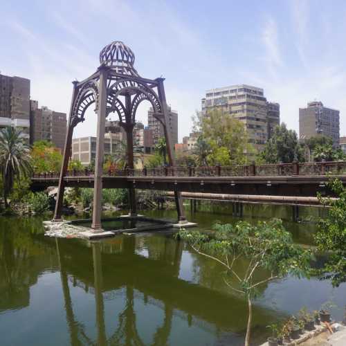 Каир. Пешеходный мост на остров Рода. (16.05.2021)