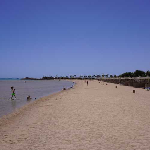 Макади-Бэй. Пляж отеля «Stella Di Mare Beach Resort & Spa». (22.05.2021)