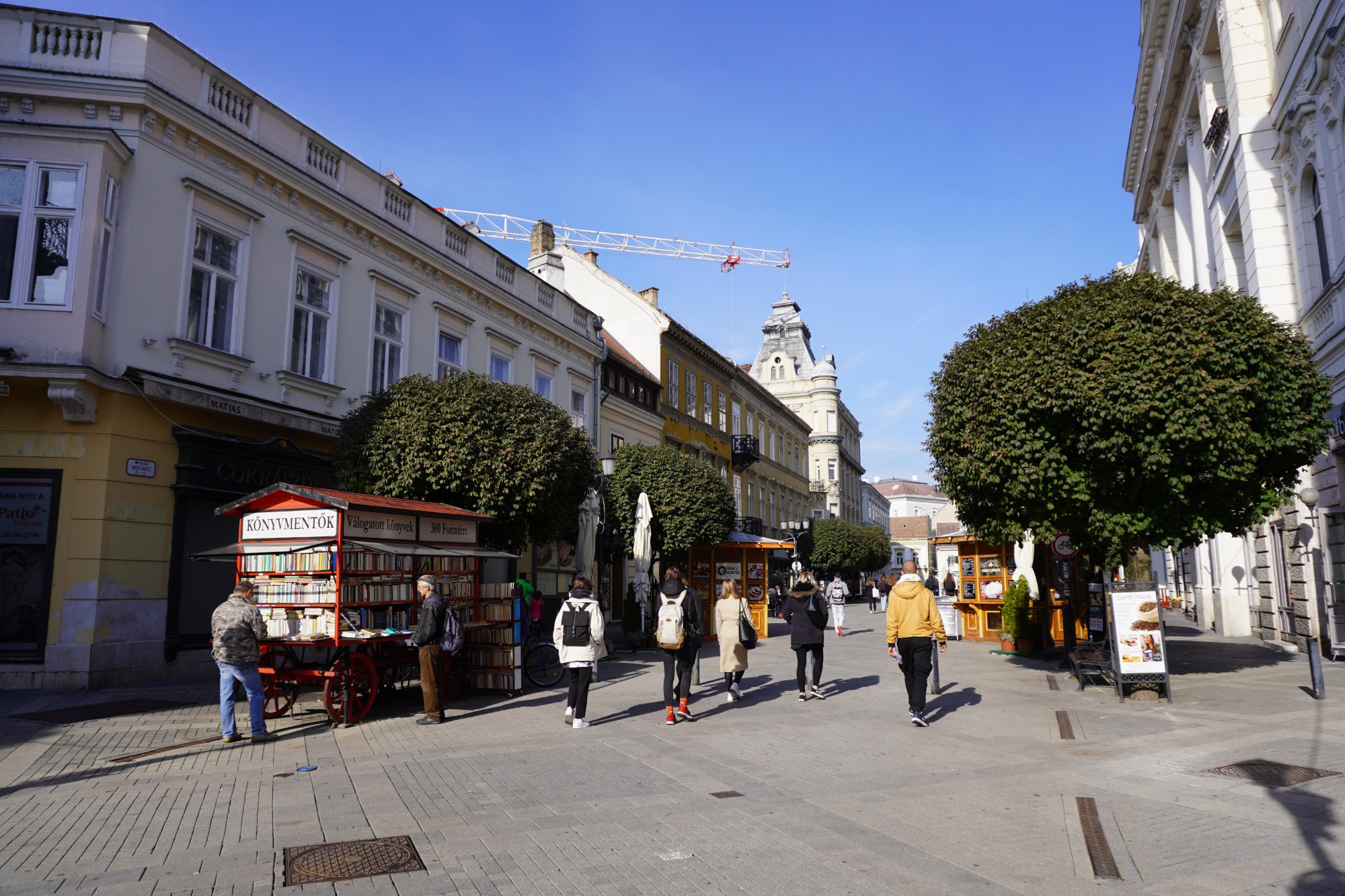 Дьёр. Улица Габора Бароша. (26.10.2021)