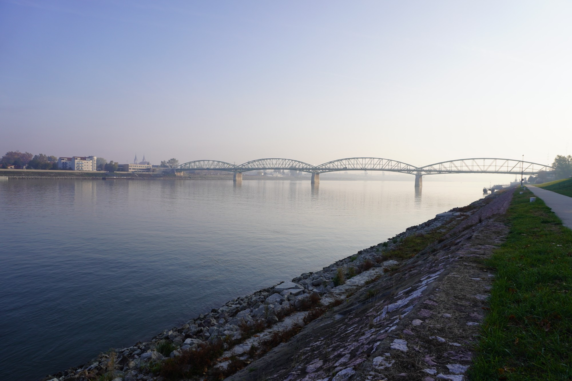 Комаром. Мост Елизаветы. (27.10.2021)