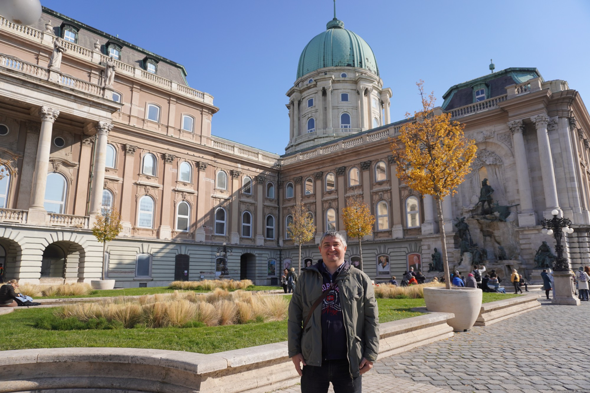 Будапешт. Я у Королевского дворца. (28.10.2021)